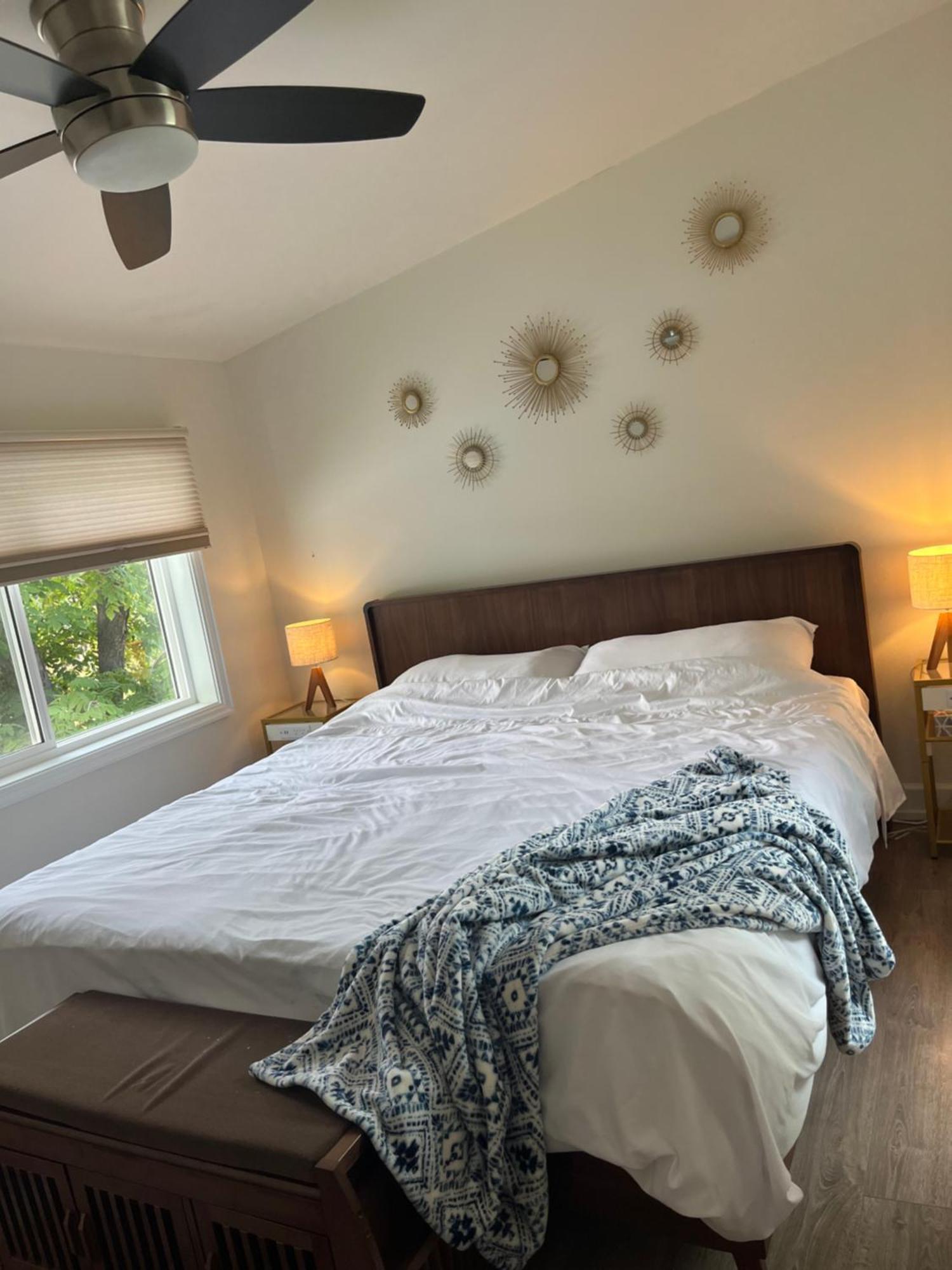 Hikari-Okanagan Sunshine B&B เคโลว์นา ภายนอก รูปภาพ
